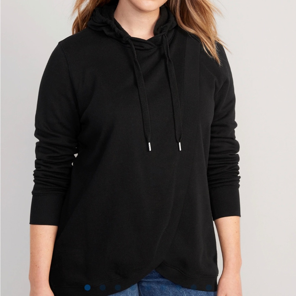 Old Navy Maternity Cross-Front Nursing Pullover Hoodie in Black, XL